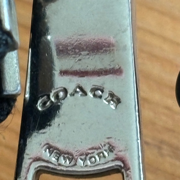 Coach East West Crossbody Elegant Cross Grain Leather - Picture 8 of 16